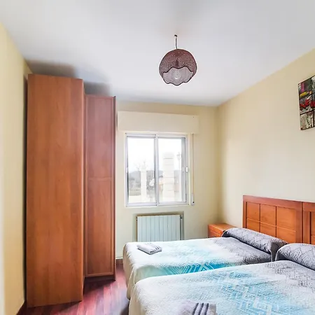 In Villamuriel With Pool And Barbecue, Cleaning Included